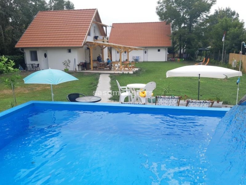 Palić House - Kuća sa bazenom kraj jezera