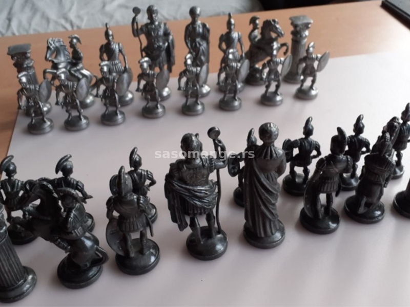 stare olovne šahovske figure
