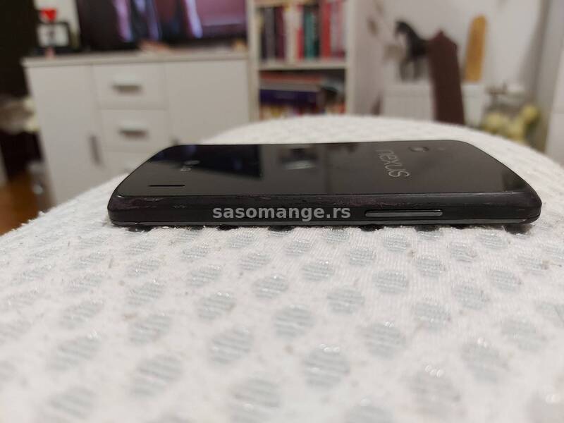 LG Nexus 4 E960 za delove