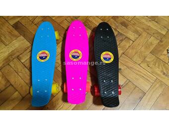 Skejtbord / skate board / penny board / 56cm