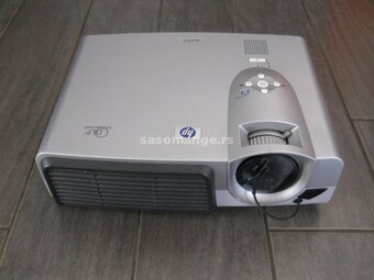 HP VP6110 odlican projektor