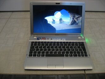 Z11.SONY PCG-31311M prelep mali laptop