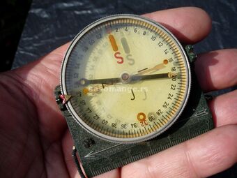 Typ PO-52 - Stari vojni kompas