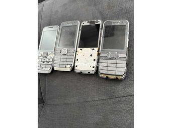Nokia E52 cetiri komada