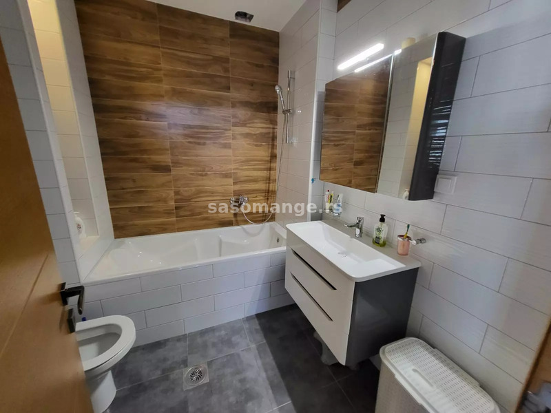 Nova moderna kuca apartmanskog tipa u Sutomoru, Bar