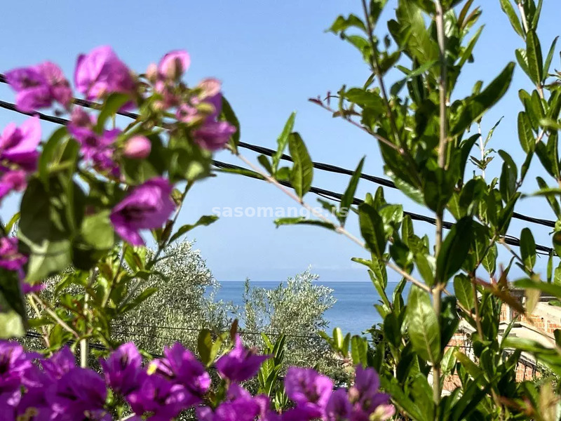 Šarmantna kuca za odmor samo 200m od mora i plaže, Dobra Voda