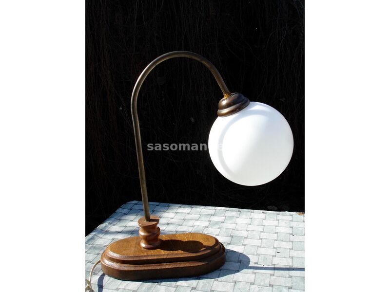 Stara stona lampa br.492