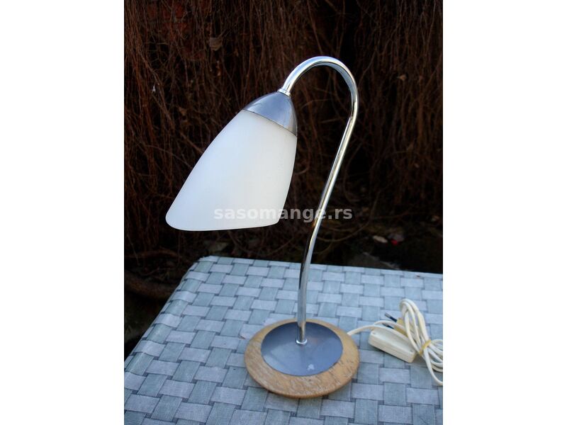 Stara stona lampa br.519