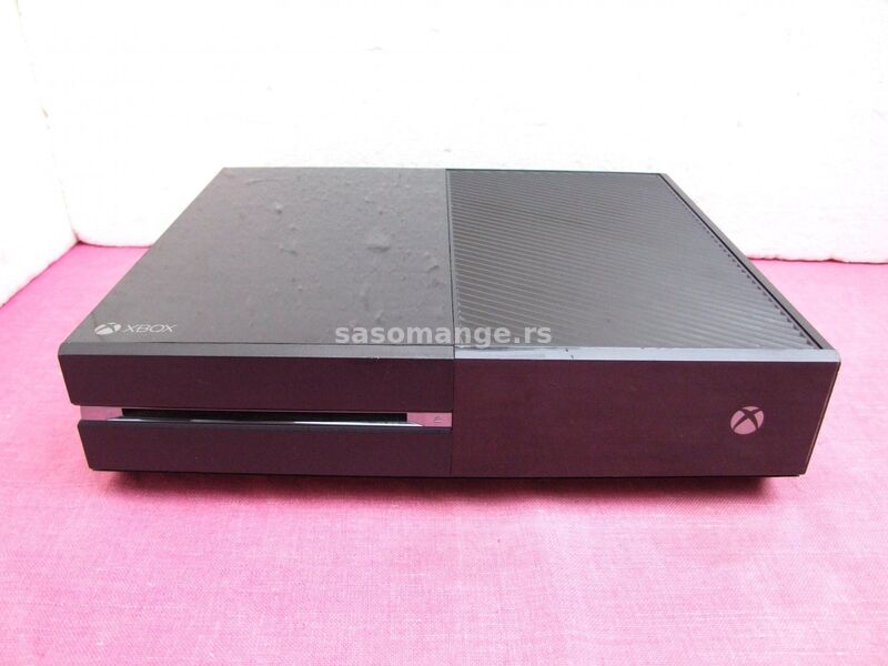 XBox One konzola