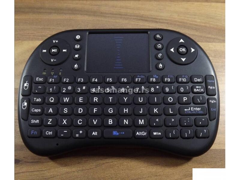 Svetleća tastatura sa touchpad funkcijom
