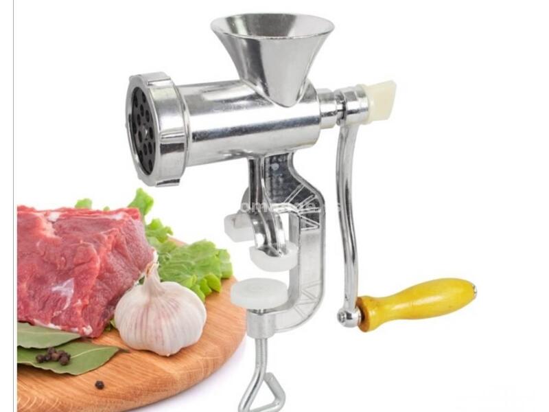 Ručna mašina za mlevenje mesa