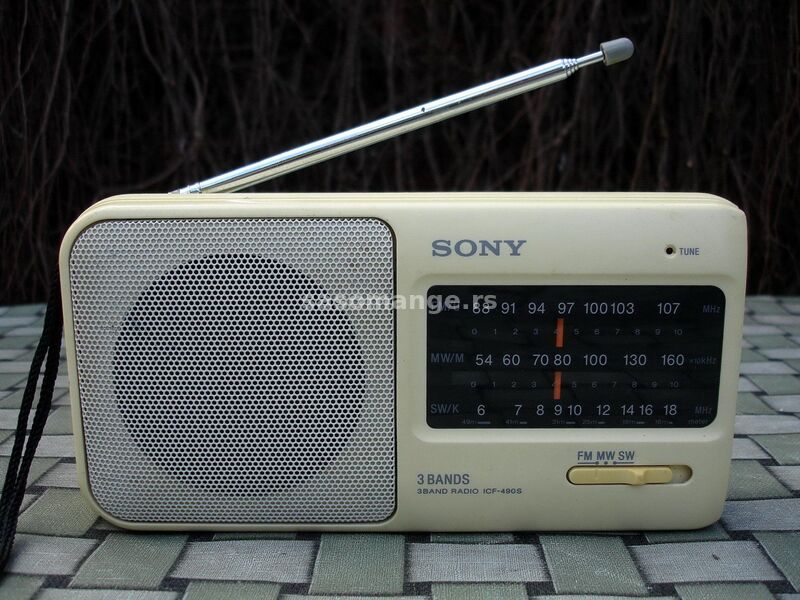 SONY ICF-490S - kvalitetni radio tranzistor