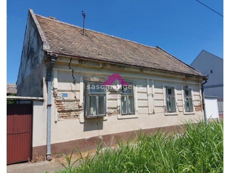 Banatsko Novo Selo (Pančevo), kuća 142 m2, pom. objekti, plac 12,36 ari ID#1370