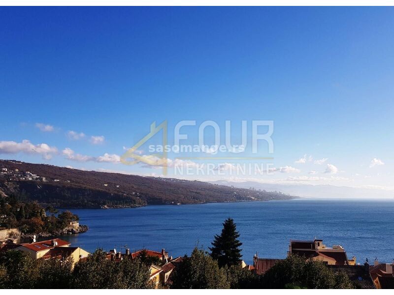 Opatija, Volosko, vila s bazenom