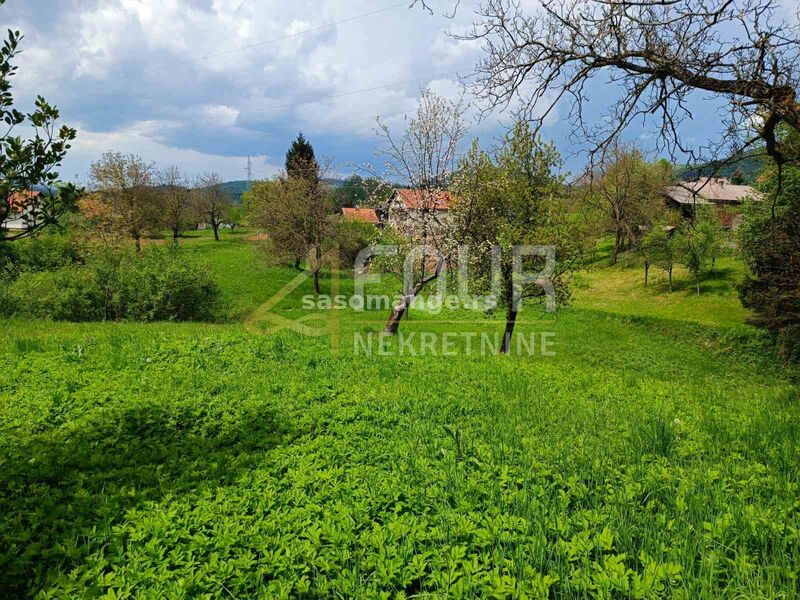 Gorski kotar, Vrbovsko, kuća 200m2 s velikom okućnicom