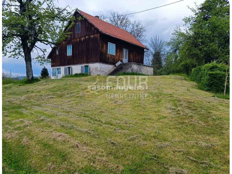 Gorski kotar, Vrbovsko, kuća 200m2 s velikom okućnicom