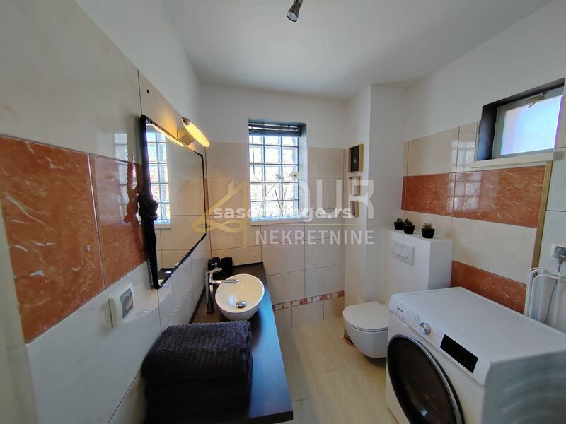 Istra, Rovinj, 45.50m2, dvoetažni stan - 2 apartmana!