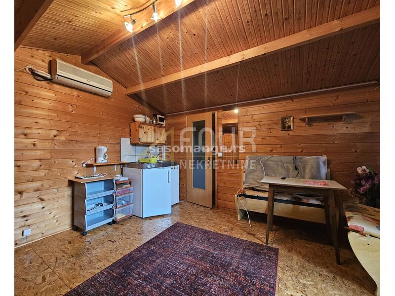 Crikvenica, Dramalj, 181m2, 3 apartmana + bungalov, okućnica, blizina mora