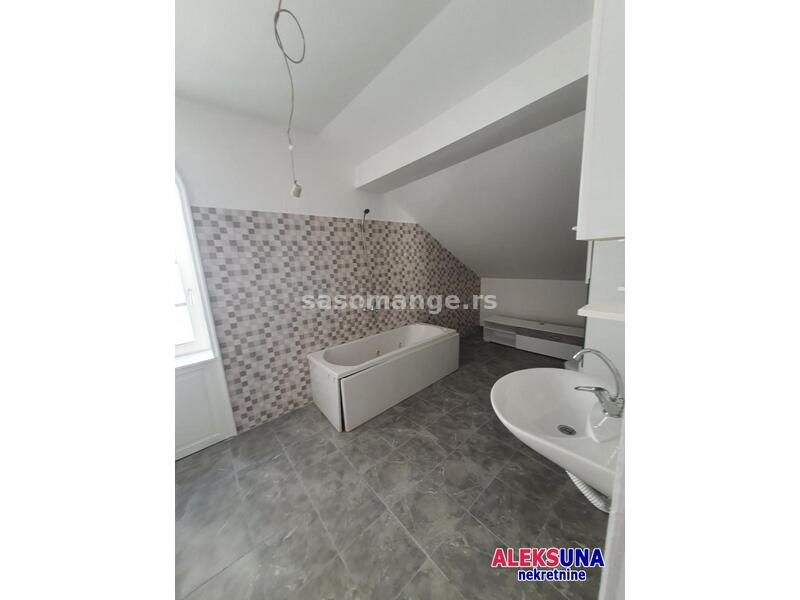 NOVI SAD - TELEP - 433.00 m2