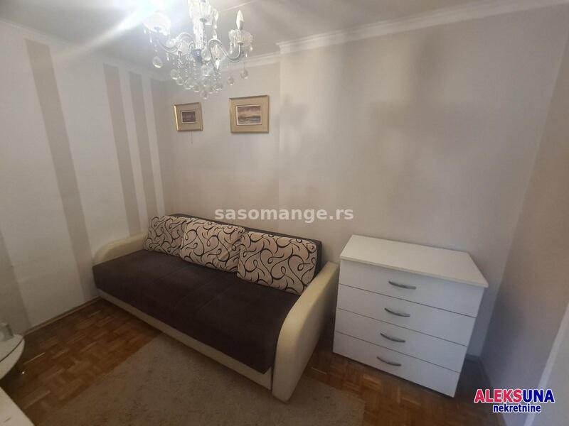 NOVI SAD - SAJAM - 37.00 m2