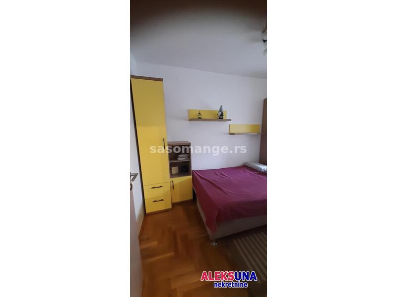 NOVI SAD - ADAMOVIĆEVO NASELJE - 39.00 m2