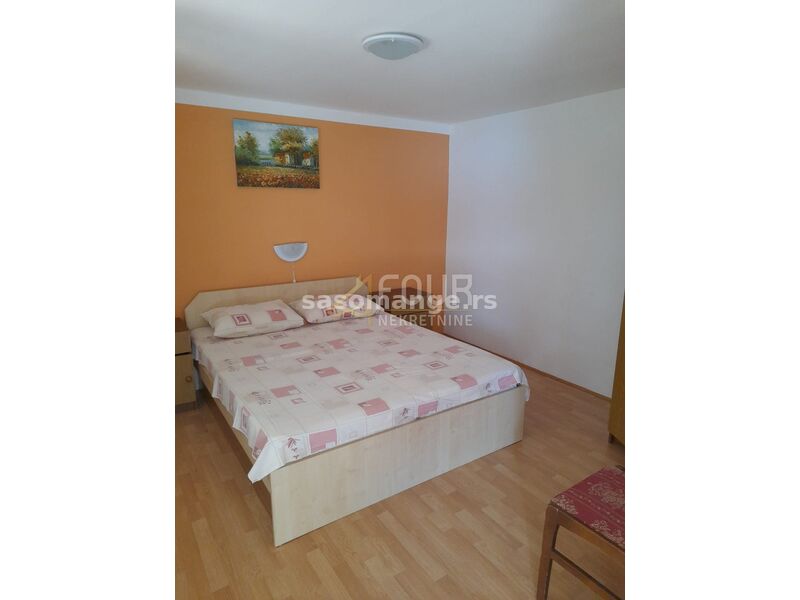 Otok Rab, Supetarska Draga, kuća s 5 apartmana, 1. red do mora