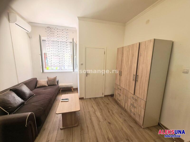 NOVI SAD - CENTAR - 22.00 m2