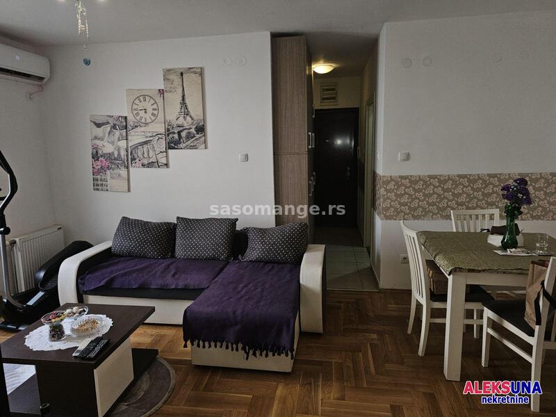 NOVI SAD - SAJAM - 46.00 m2