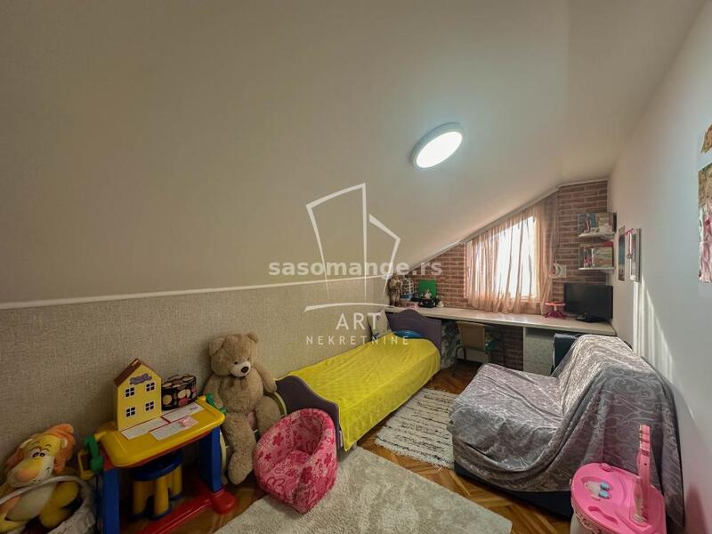 Vidikovački venac, prostran duplex, +35m2 terasa ID#8033