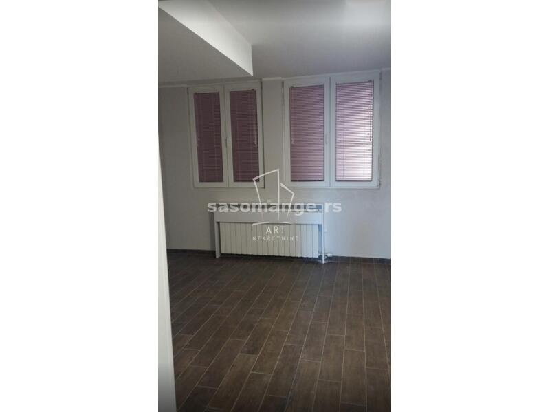 Kanarevo brdo, 129m2+dvorište 200m2 ID#8423