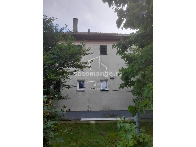 Borča, uknjižena kuća 184m2 na 6.6ari placa ID#8619