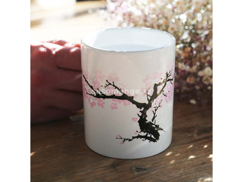 Porcelanska termo magična šolja koja cveta - trešnjino drvo