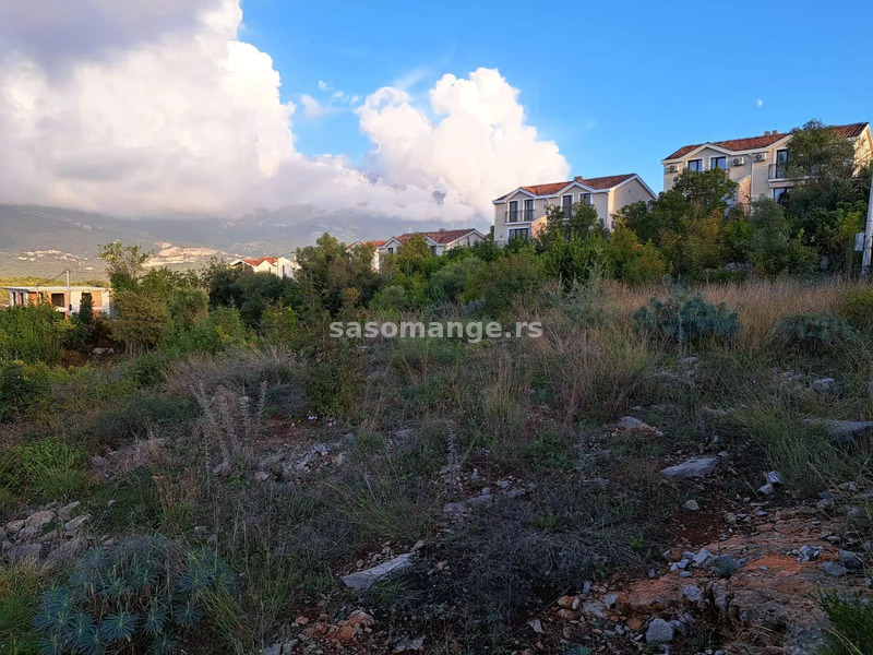 Urbanizovana parcela sa pogledom na Tivat i zaliv, Vranovići