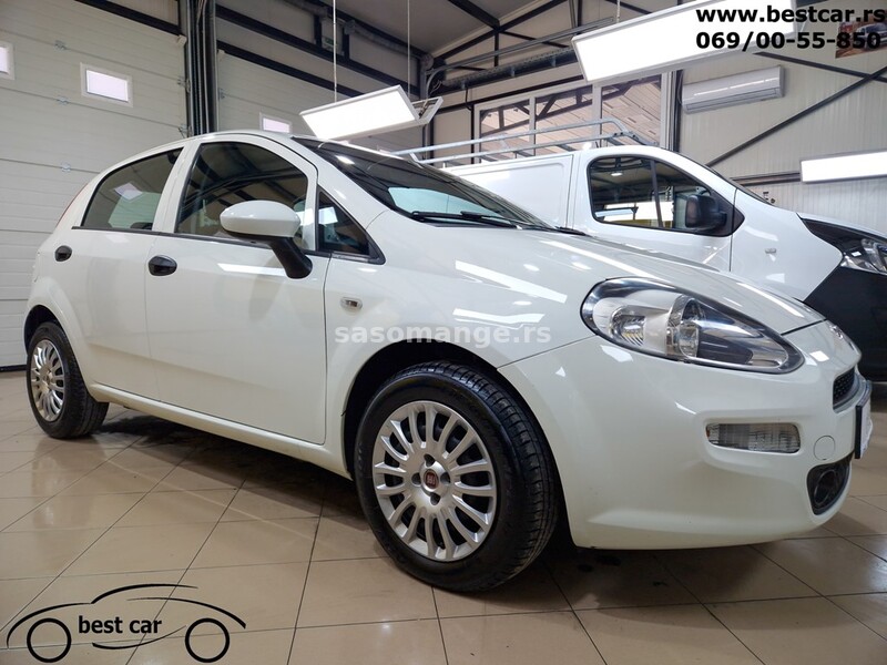 Fiat Grande Punto - 1.2 benzin - Rent a car Beograd