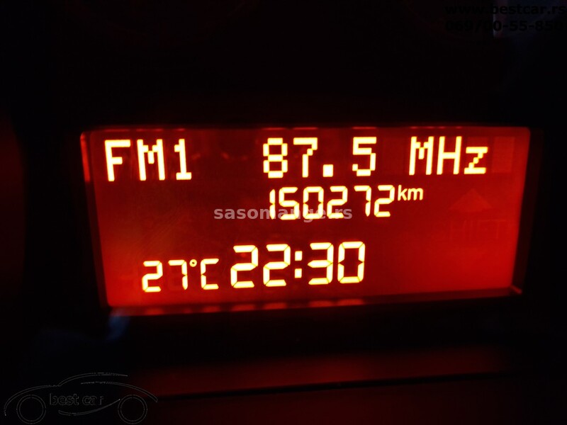 Fiat Grande Punto 4 sedista N1