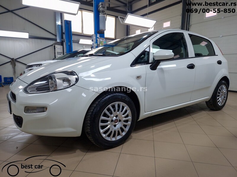 Fiat Grande Punto 4 sedista N1