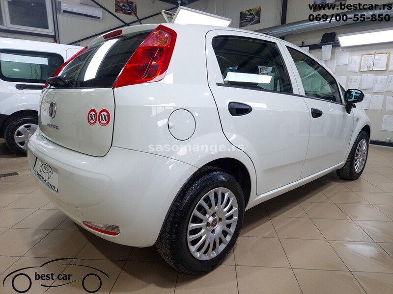 Fiat Grande Punto 4 sedista N1