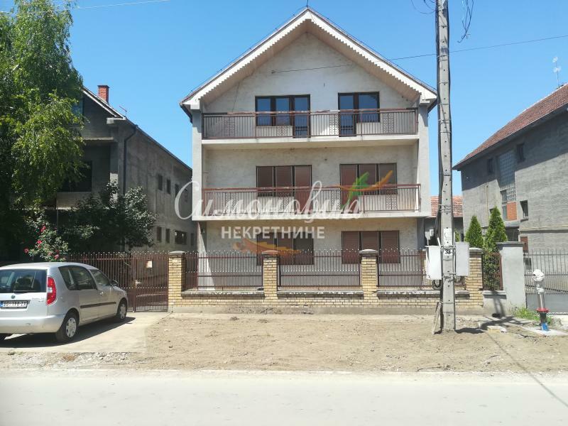 Nova Pazova,prodaja kuće sa halom, 300m2+800m2, 10 ari,investicija ID#1174