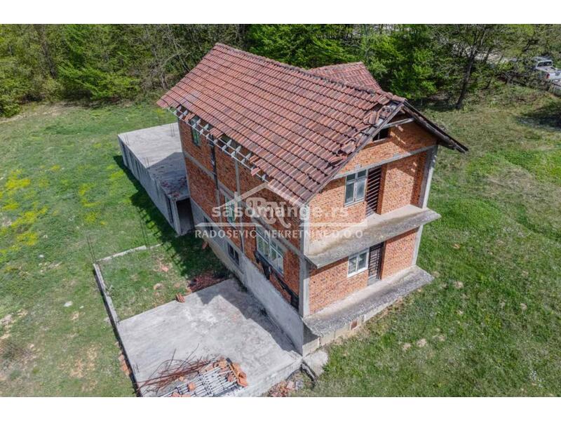 Prodaja kuće, Trbušnica, Romanijska, opština Loznica, 180m2, 1.7ha ID#1225