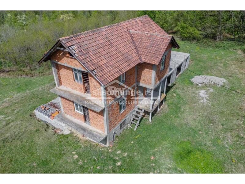 Prodaja kuće, Trbušnica, Romanijska, opština Loznica, 180m2, 1.7ha ID#1225