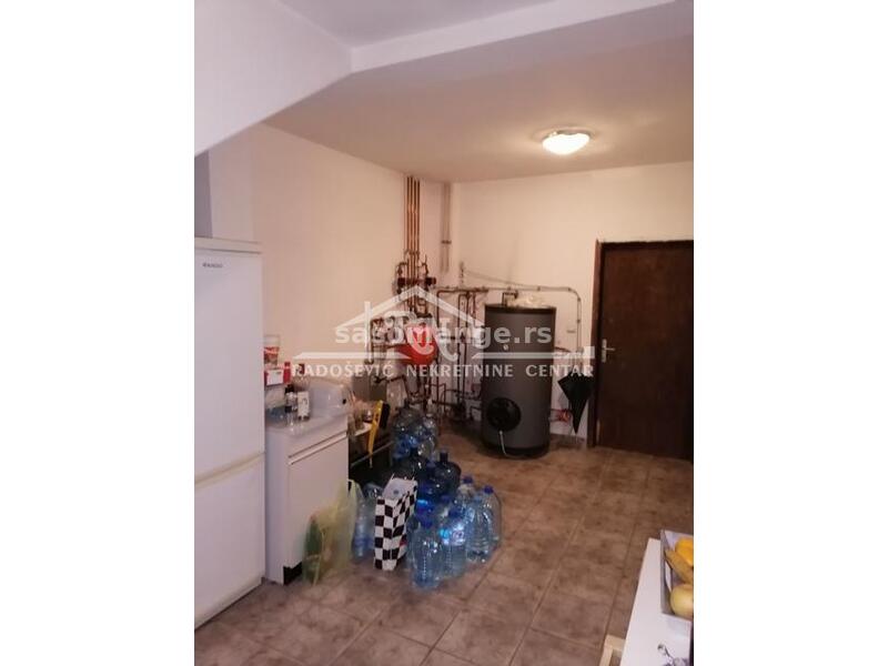 Barajevo, Meljak, 317m2, plac 17 ari ID#1434