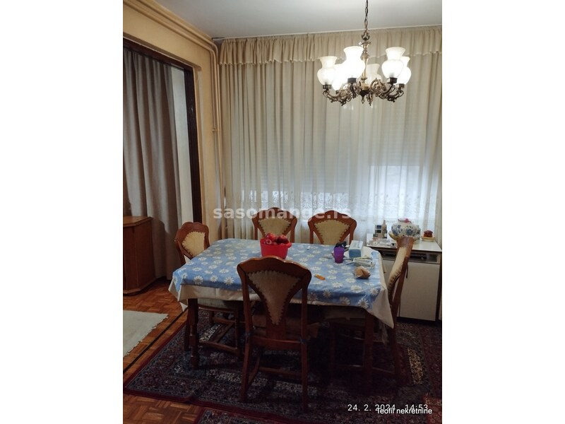 NOVI BEOGRAD ,BLOK 23 ,74m2 , (L)+G ,200000e