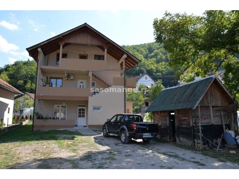 Prodaje se kuća 160 m2 ,Nepek, Prijepolje