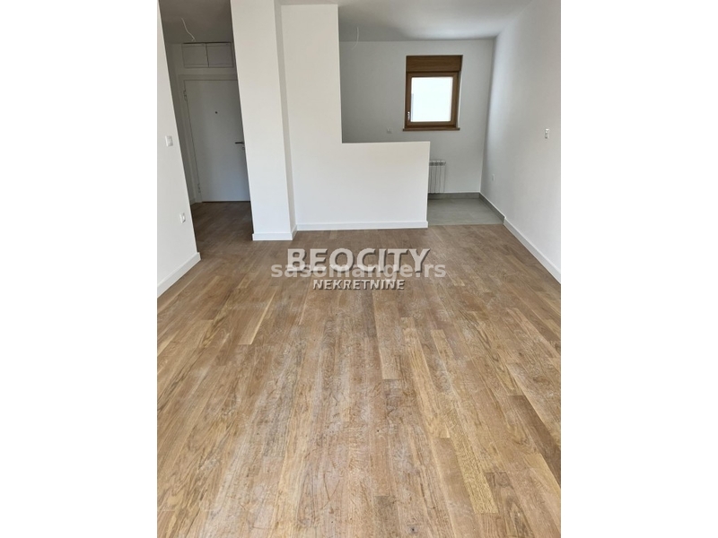 Zemun, Centar, Tošin bunar, 2.0, 52m2