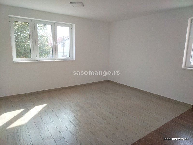 ZEMUN ,ZEMUN - ALTINA ,55m2 , (T) ,104000e