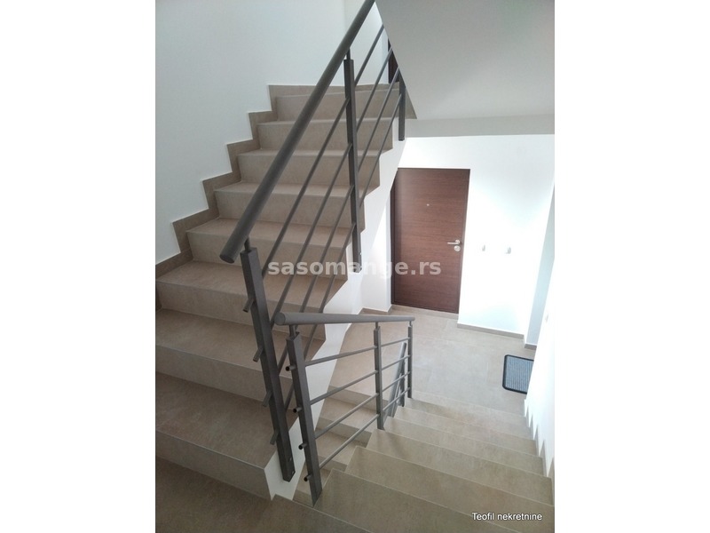 ZEMUN ,ZEMUN - ALTINA ,55m2 , (T) ,104000e