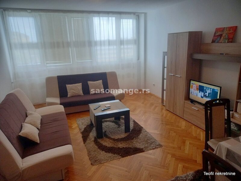 NOVI BEOGRAD ,BLOK 1 - FONTANA ,60m2 , (L) ,750e