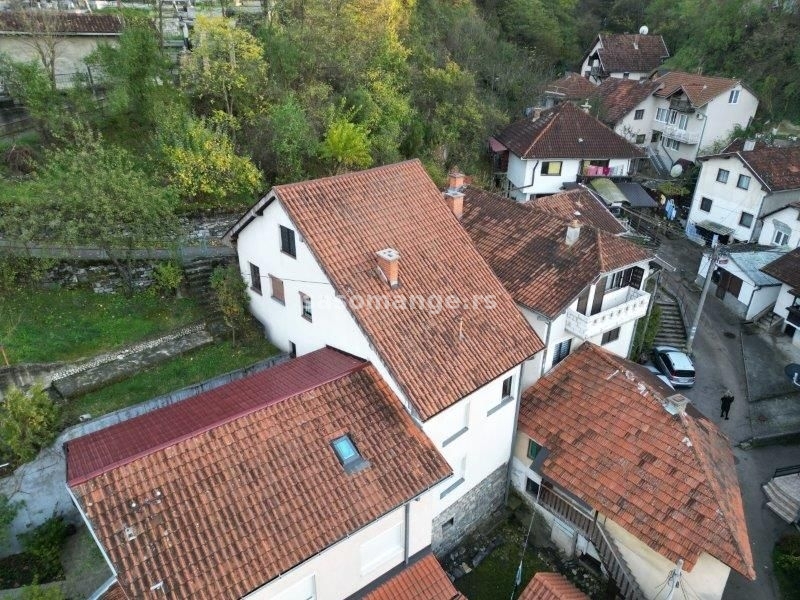Prodaje se kuća 209 m2,ul.Spase Perića, Prijepolje