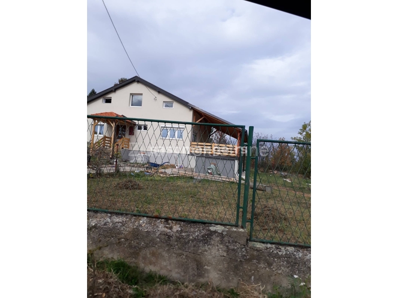 Kosmaj, Popovići, 12 Ari, 130m2, nova kuća