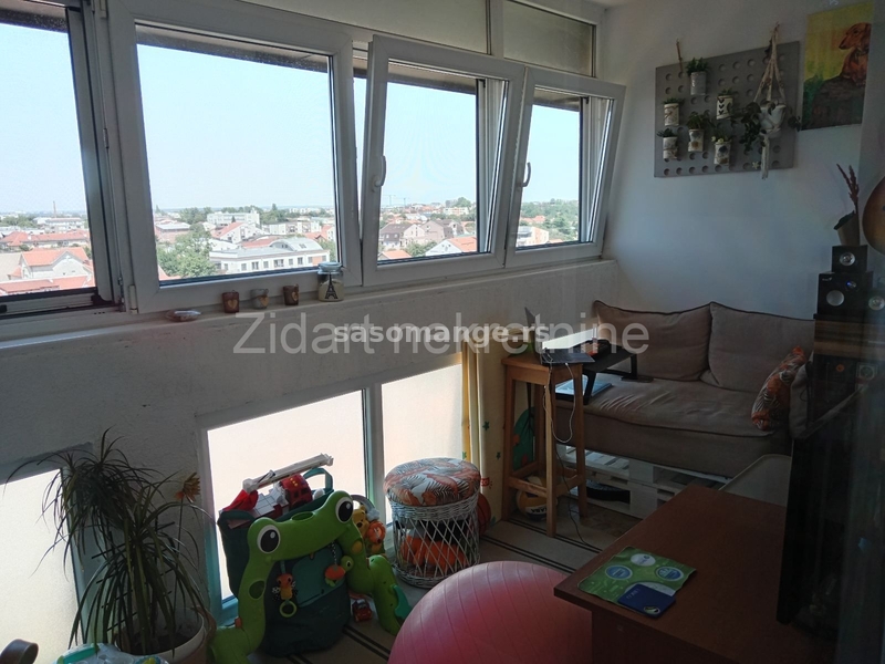 Zemun, Gornji grad 49+6m2, renoviran